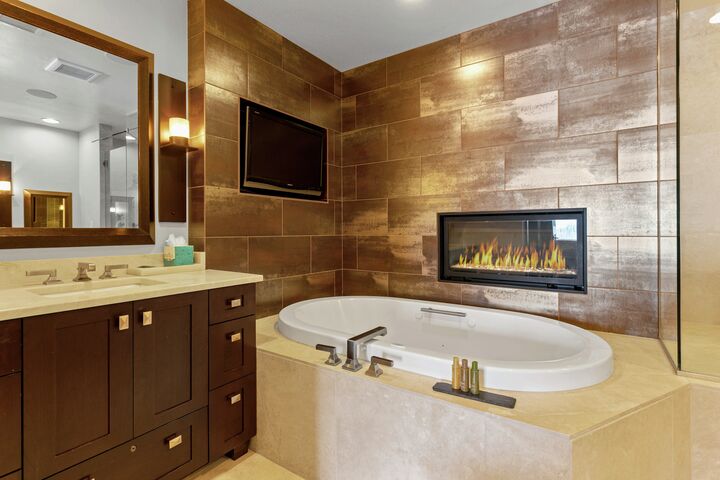 Master Ensuite Bathroom