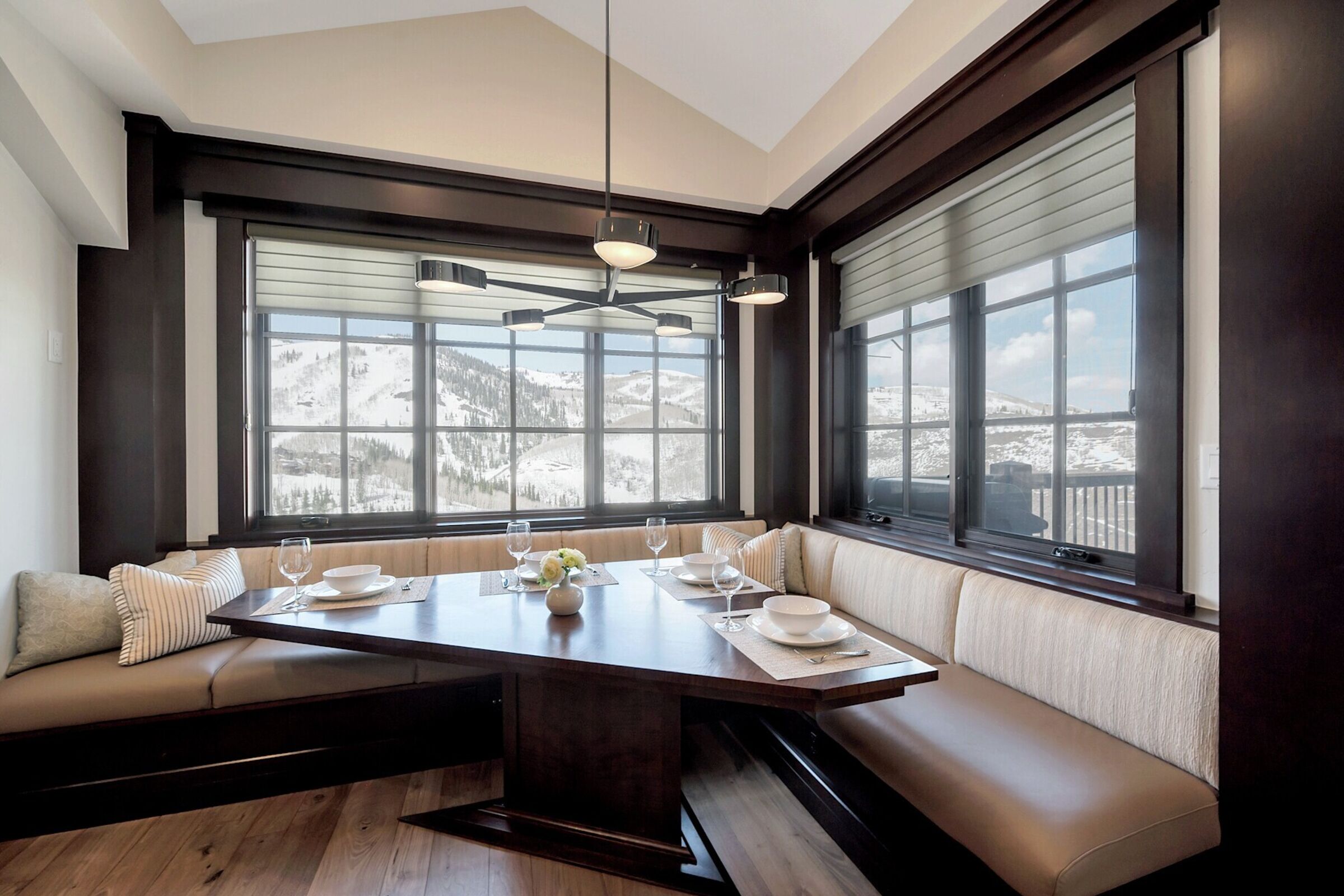#501 - Dining Area