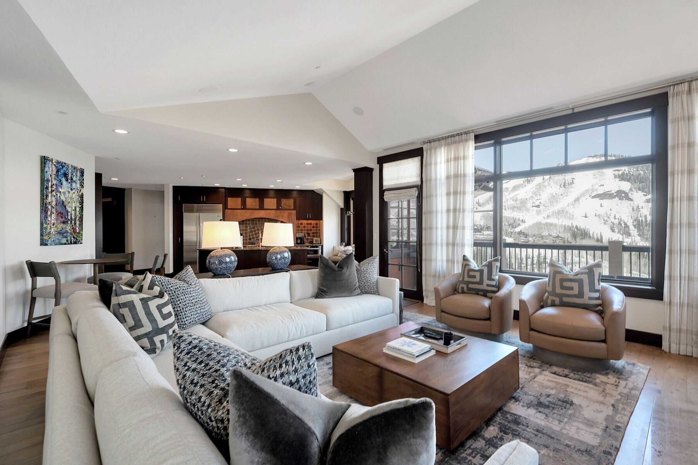 #501 - Living Area