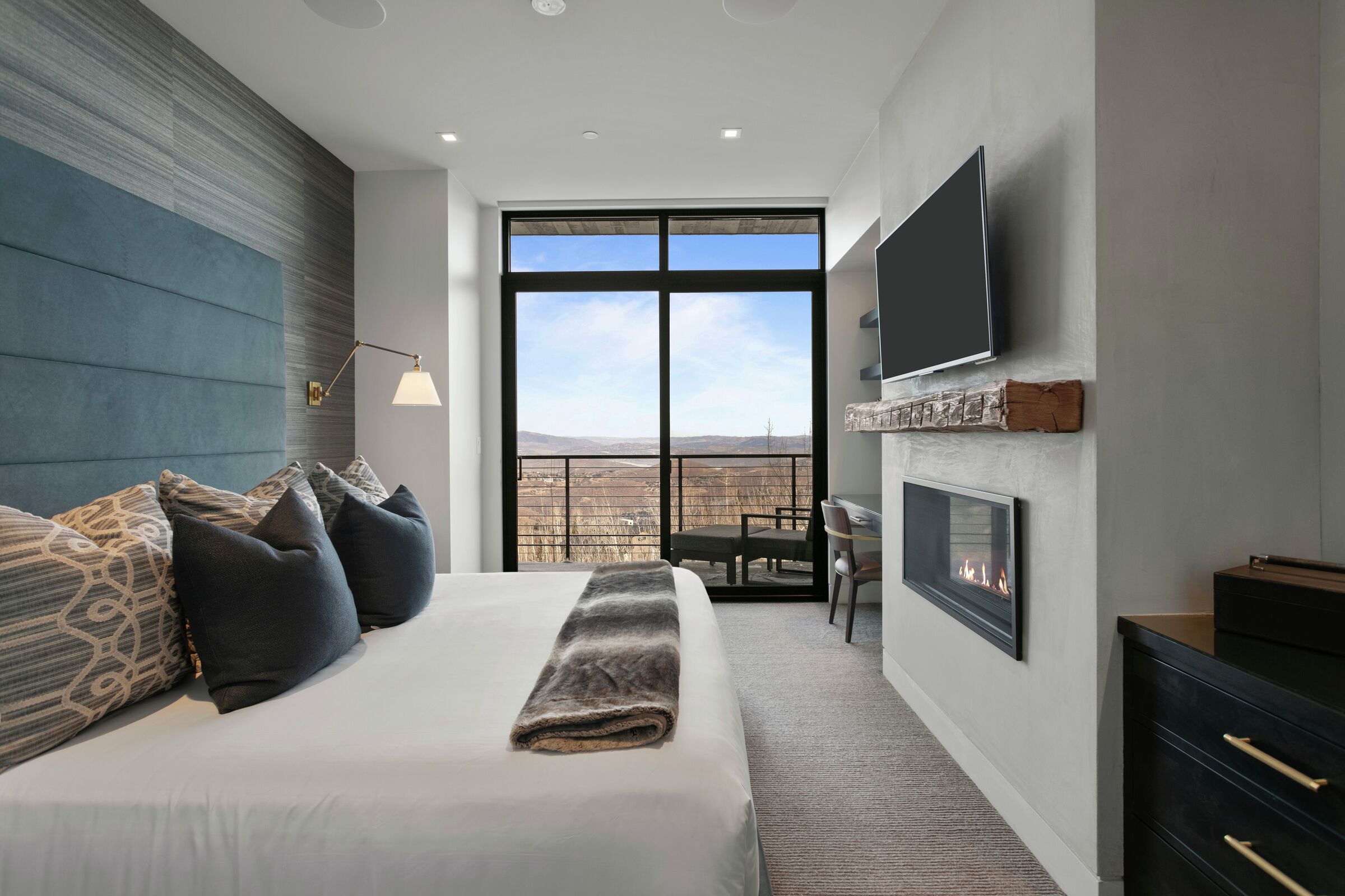 #404 - Master Bedroom