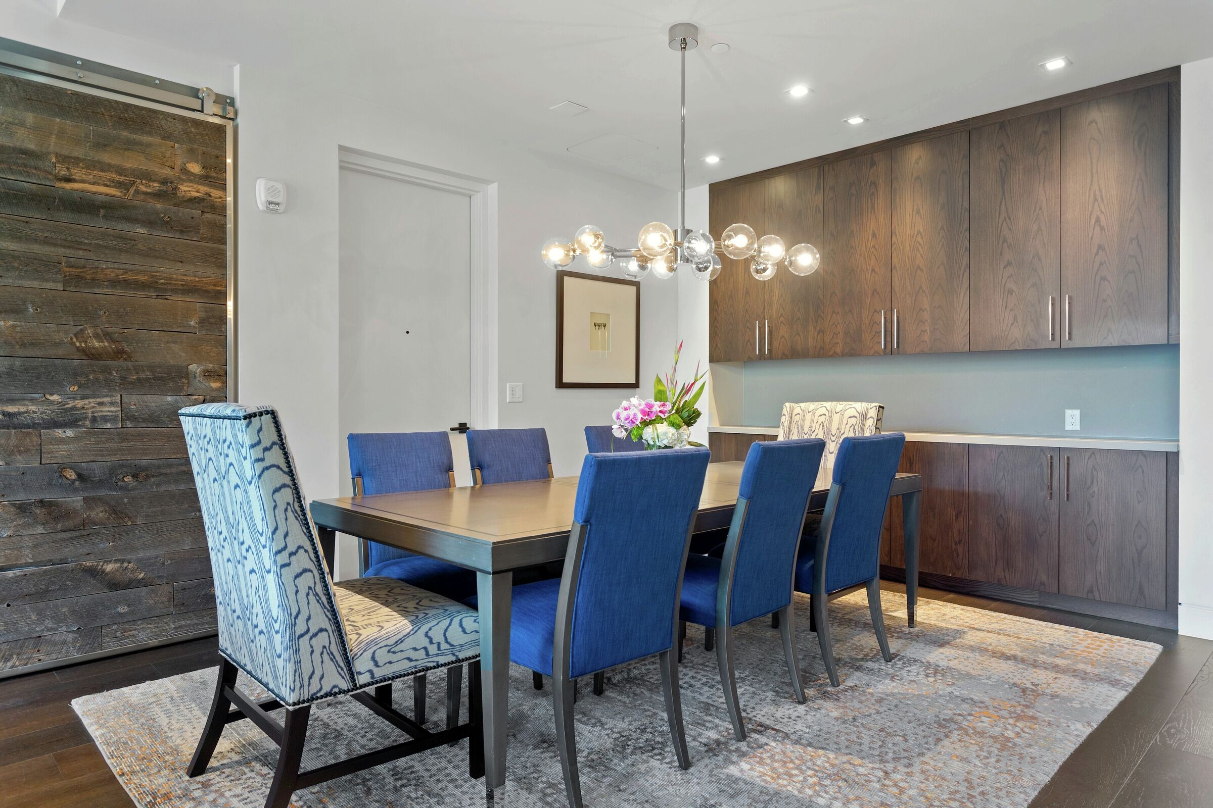 #504 - Dining Area