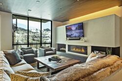 #305 - Living Room