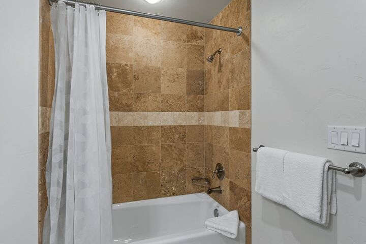 #203 - Ensuite Bathroom