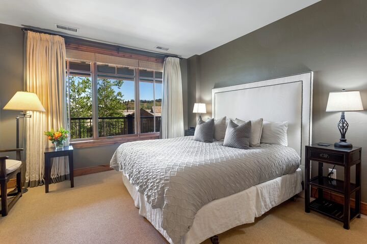 #101 - Master Bedroom
