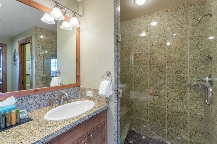 #101 - Master Ensuite Bathroom