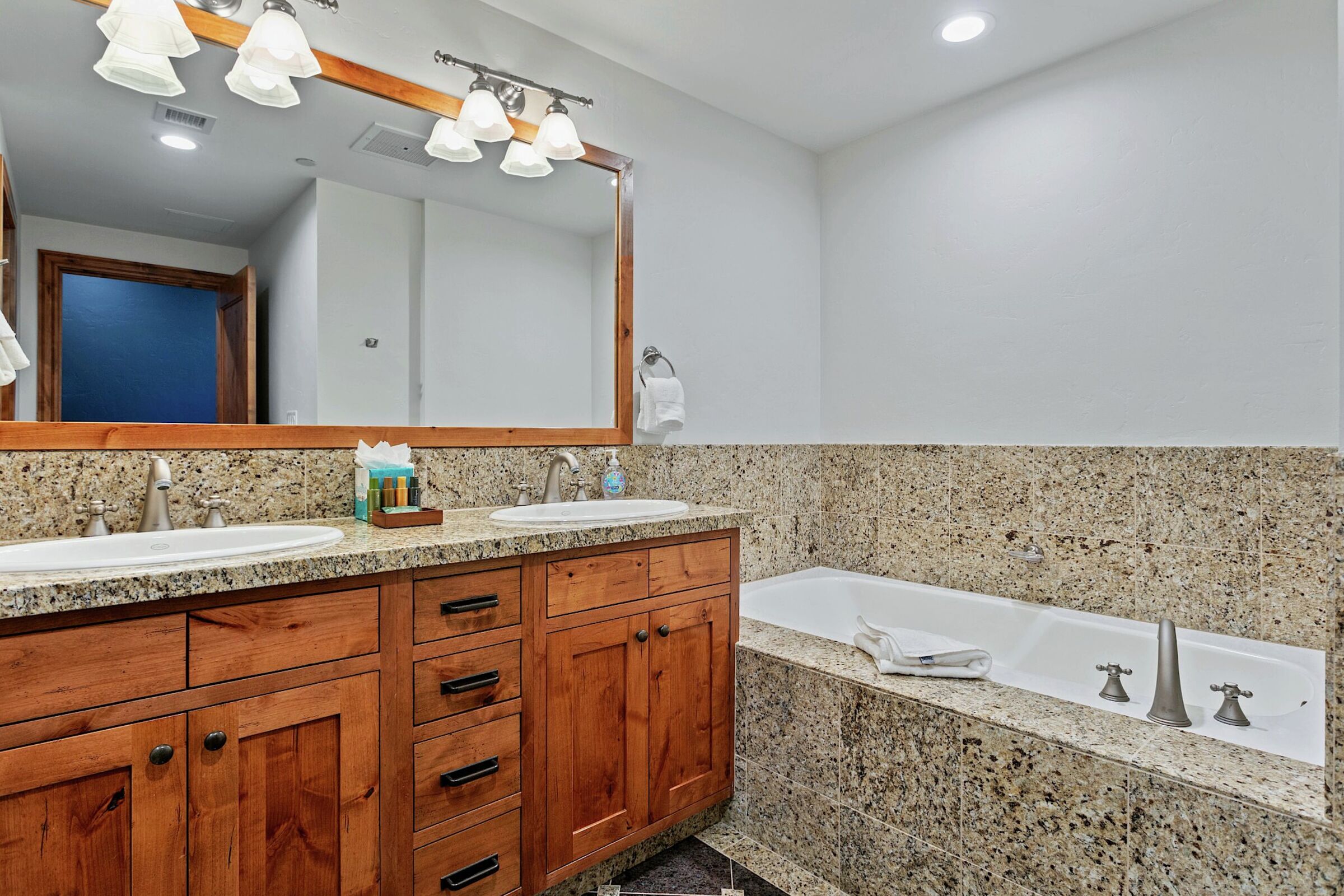 Master Ensuite Bathroom