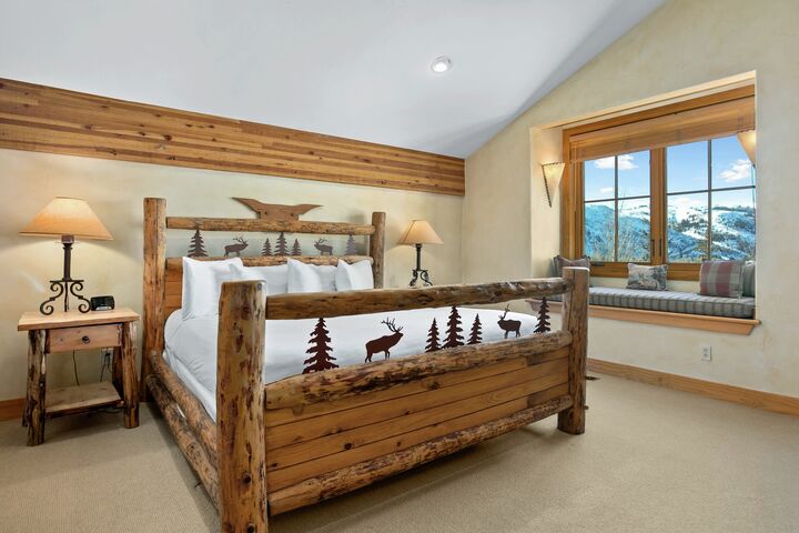 4 Bdrm Spa - Bedroom