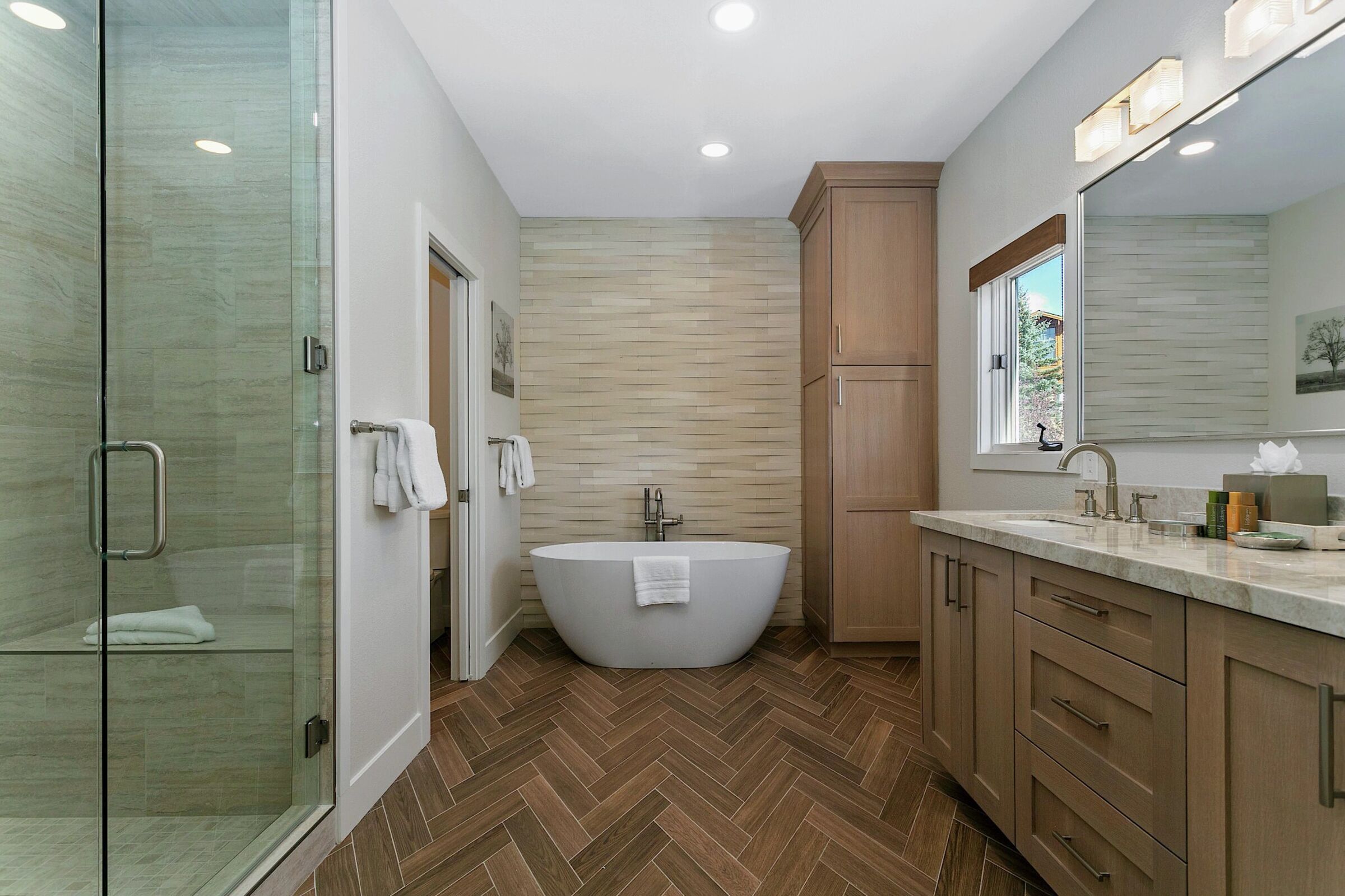 Master Ensuite Bathroom