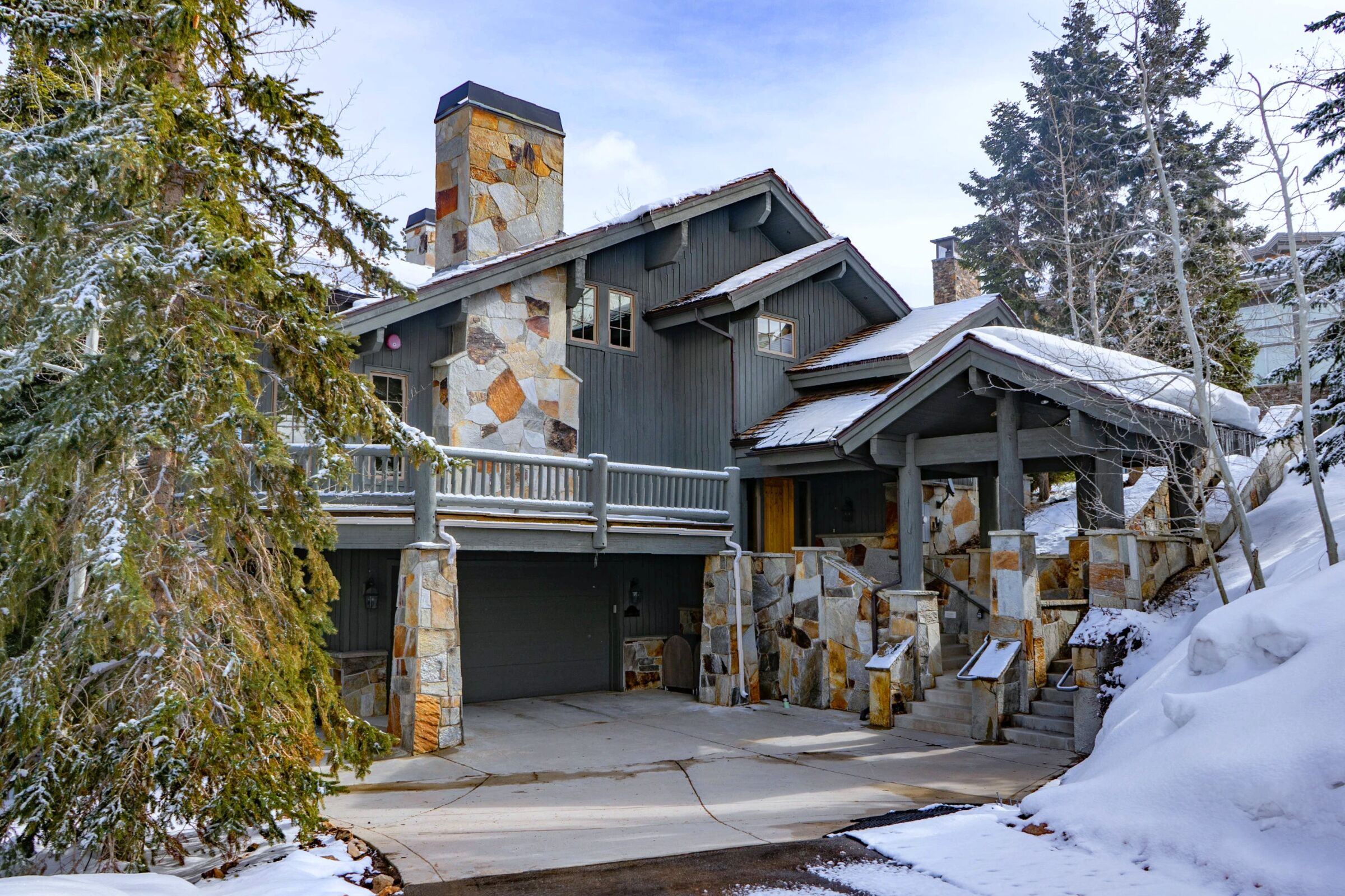 8 Bellemont Court