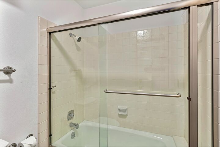 #1305 - Bathroom