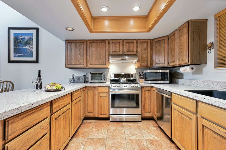 #1305 - Kitchen