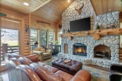 #102 - Living Area