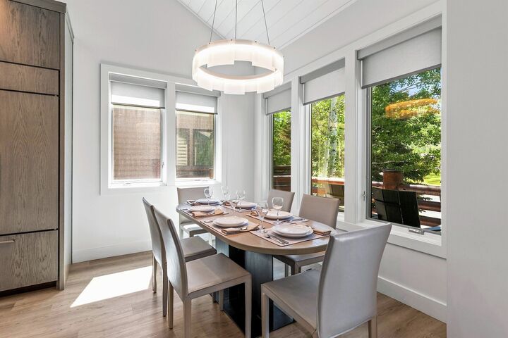 #204 - Dining Area