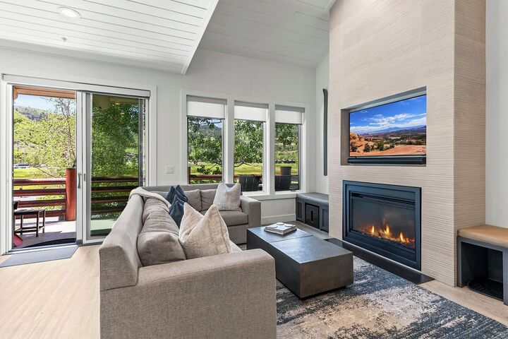 #204 - Living Area