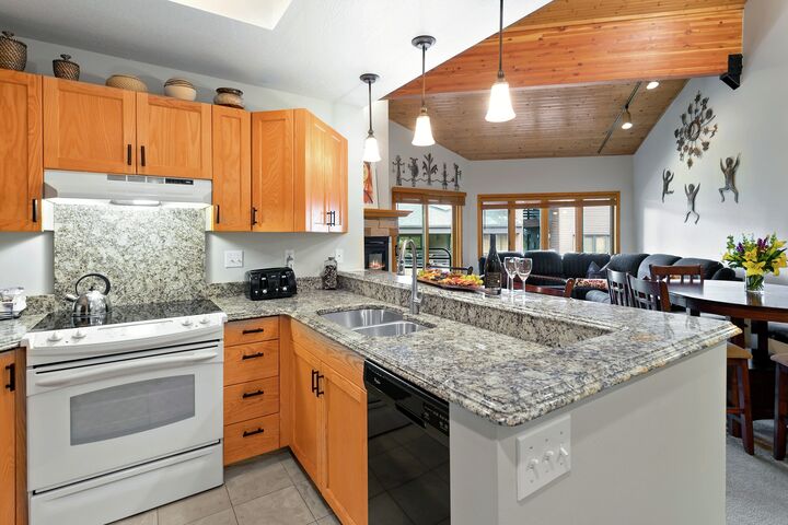 #C101 - Kitchen