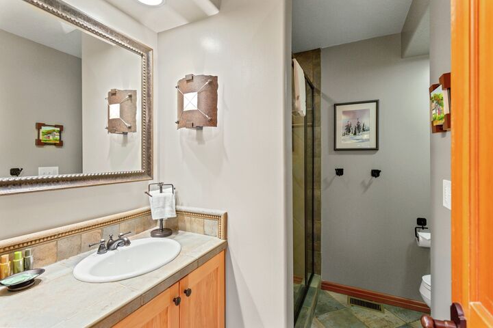 #2473 - Main Floor Bathroom