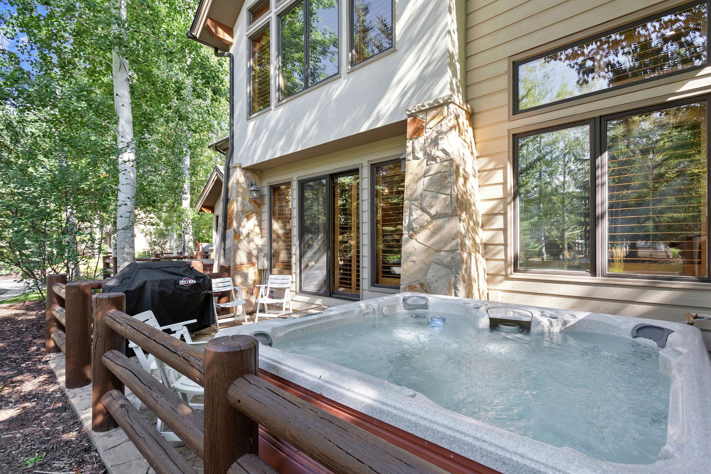 #2478 - Patio with BBQ and Hot Tub