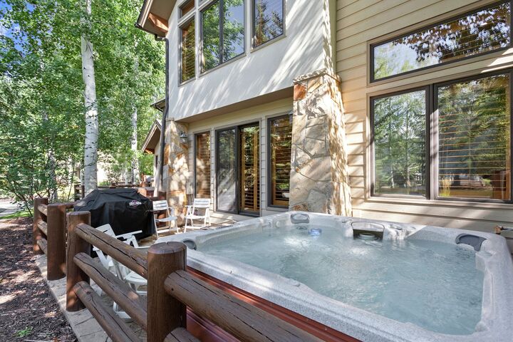 #2478 - Patio with BBQ and Hot Tub