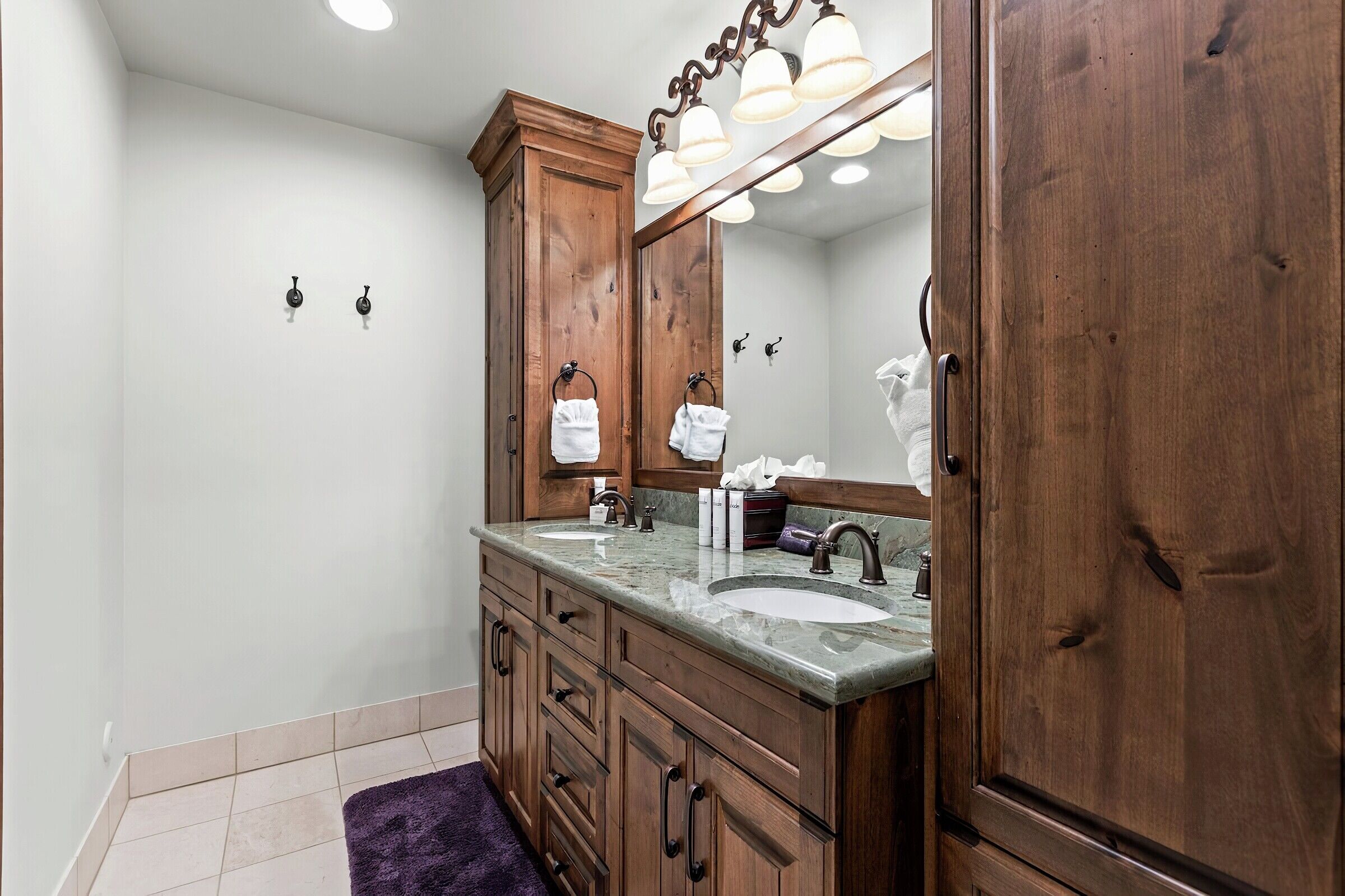 Ensuite Bathroom