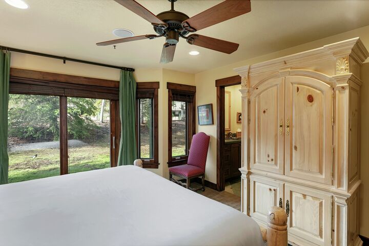 #1617 - Bedroom