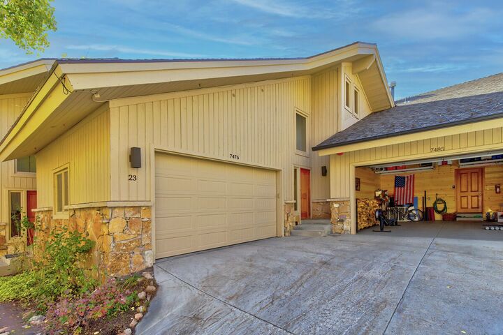 The Ridge Condominiums - #23