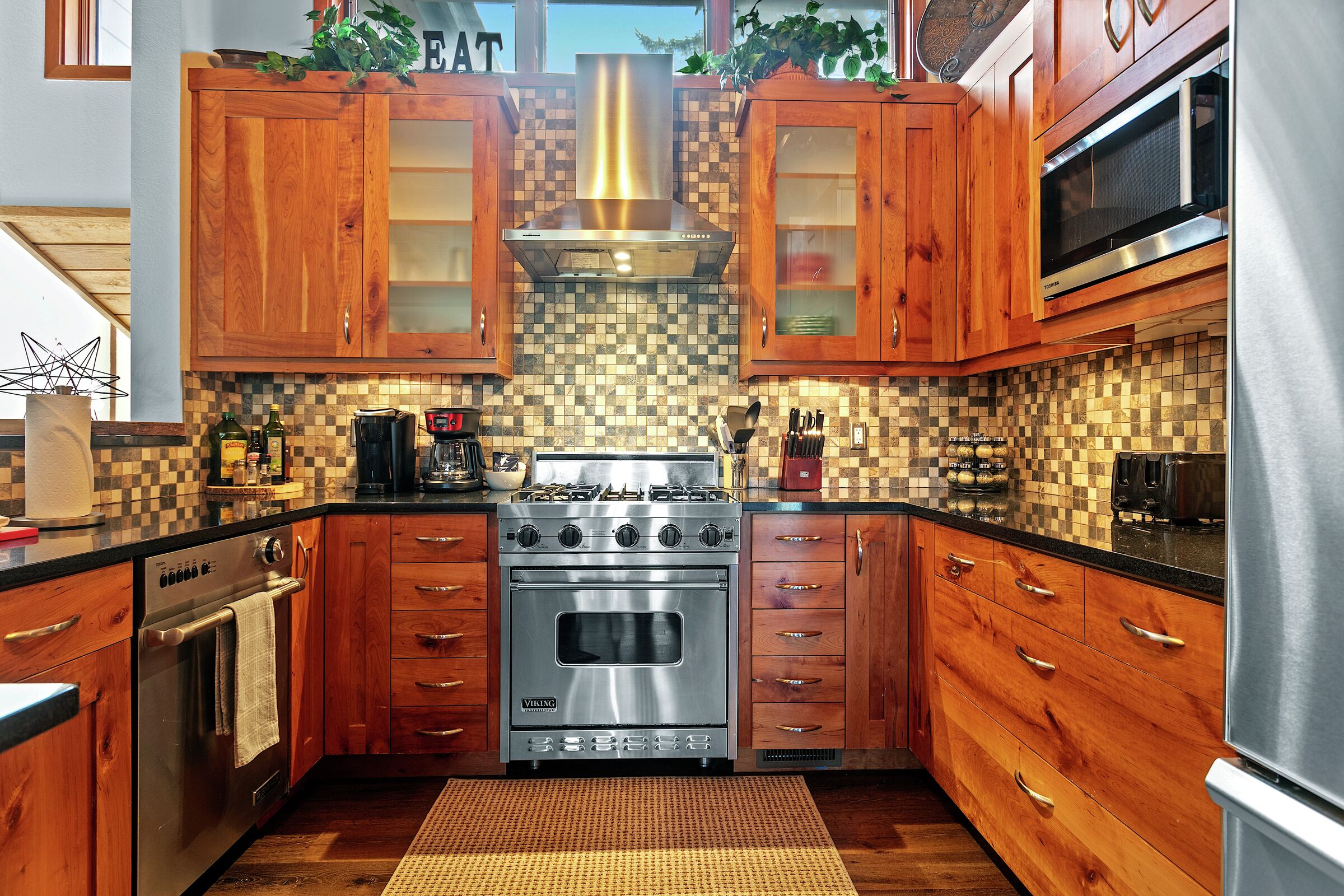 #107 - Kitchen