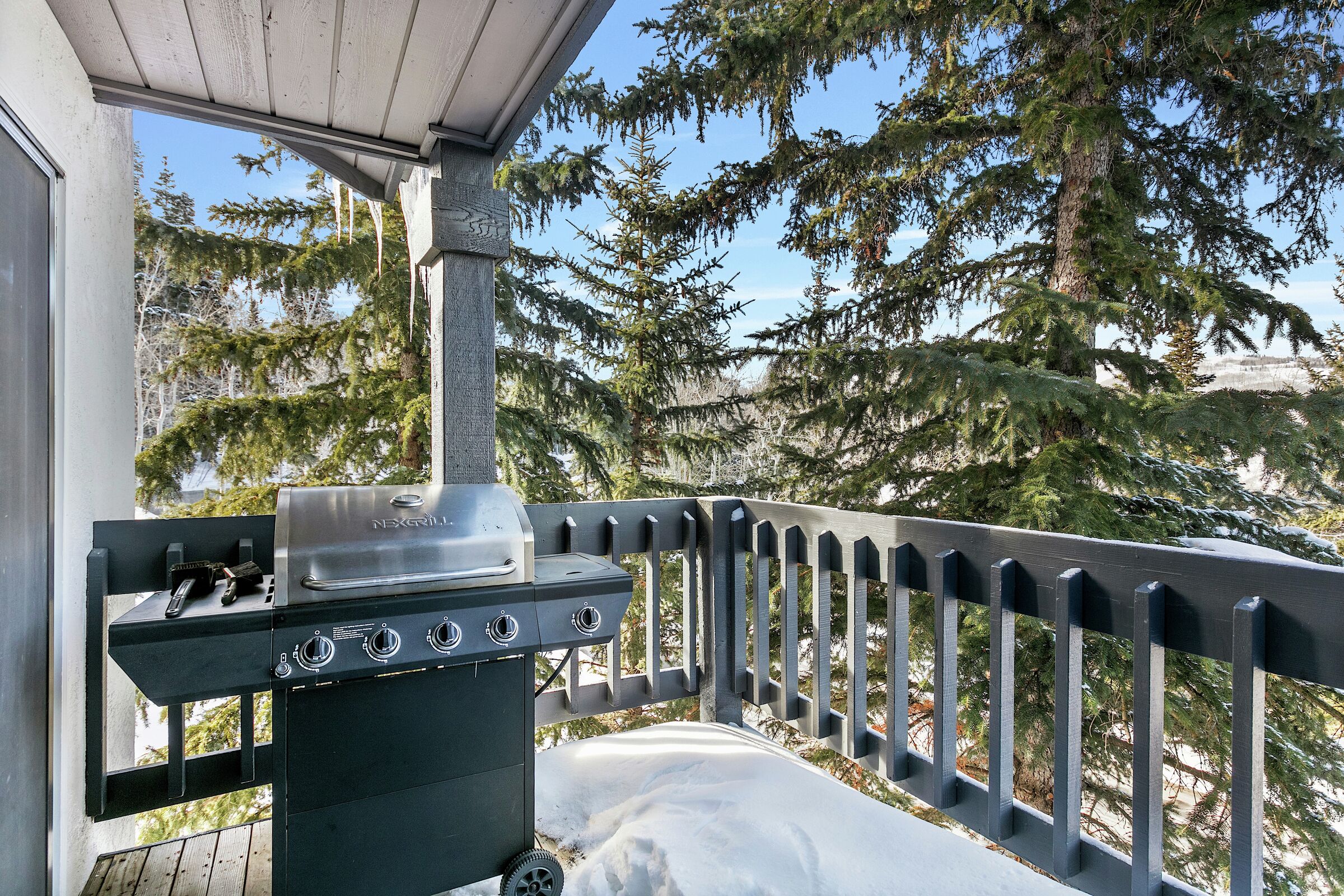 #105 - Balcony