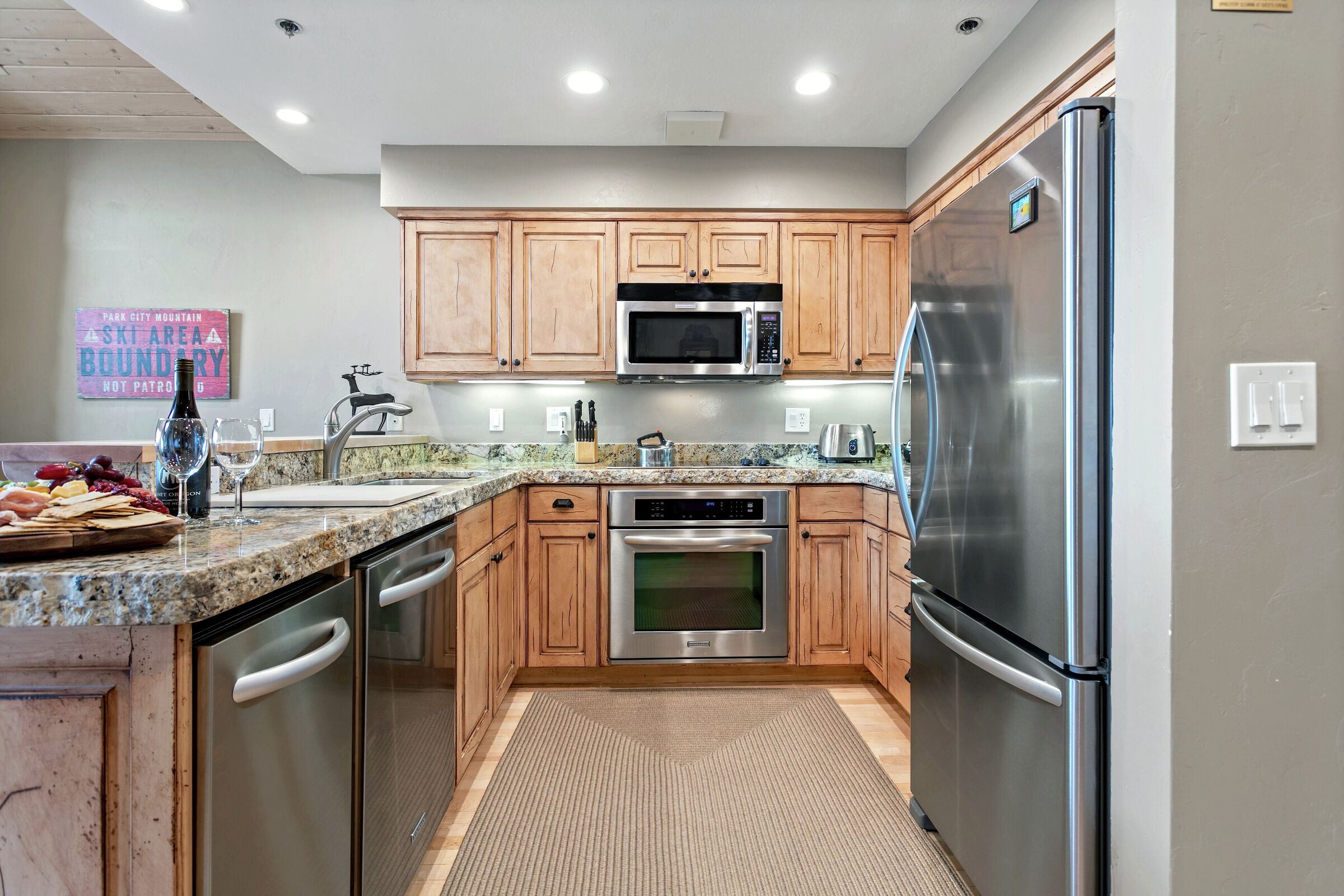 #404 - Kitchen