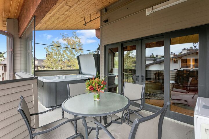 #305 - Balcony with Hot Tub