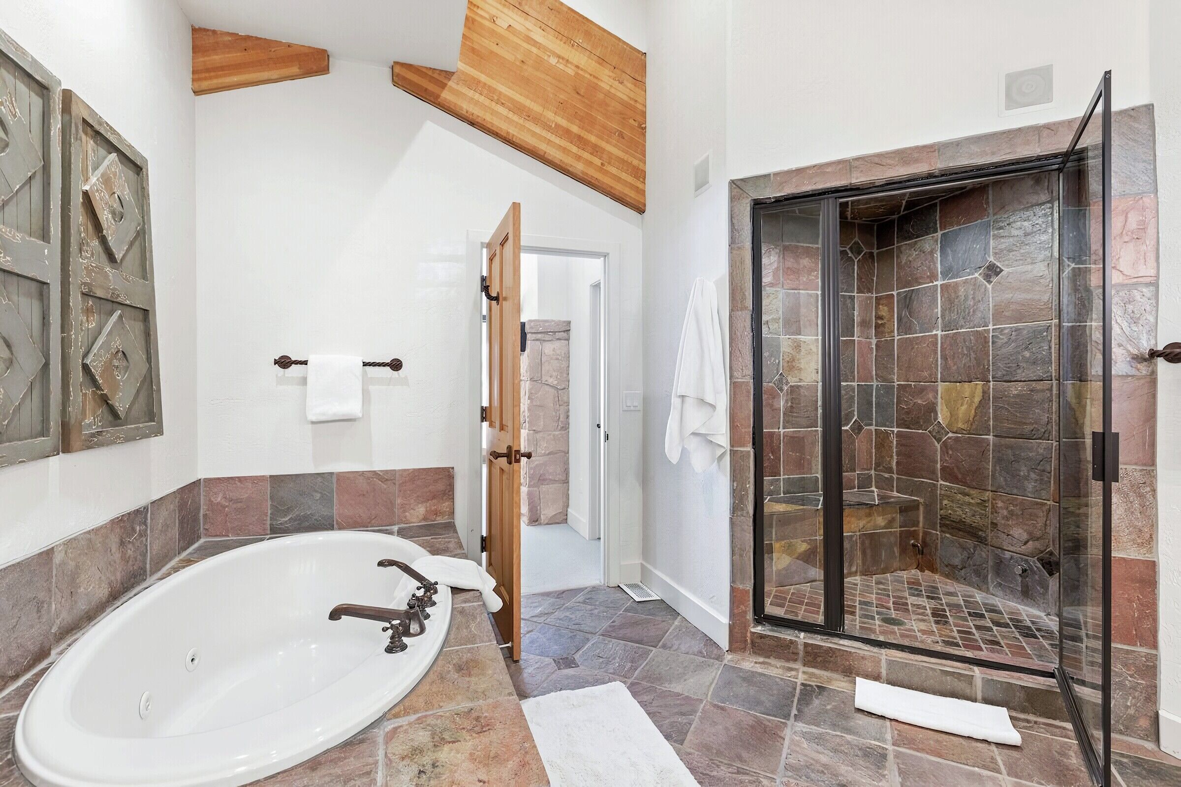 Master Ensuite Bathroom