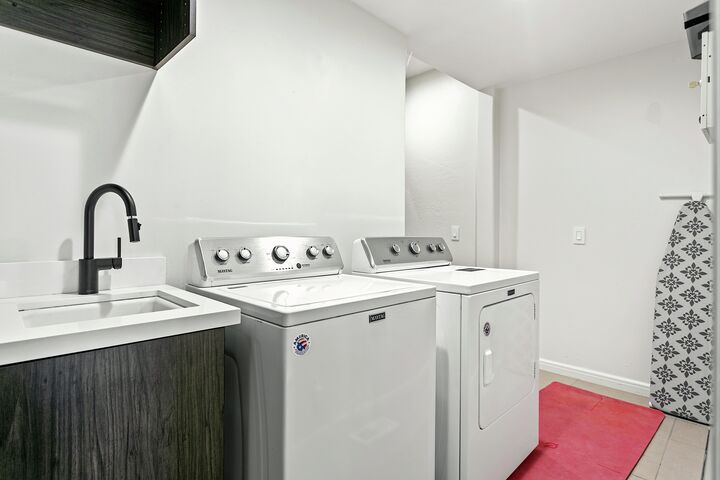 #6 - Laundry Room