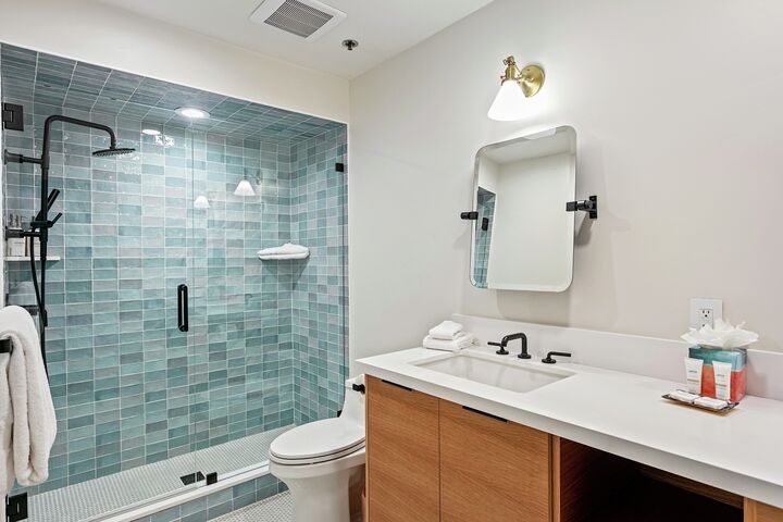 #6 - Ensuite Bathroom
