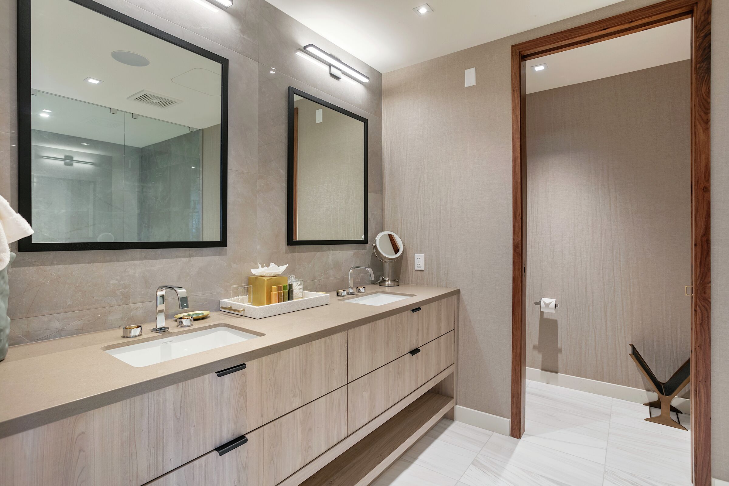 Master Ensuite Bathroom