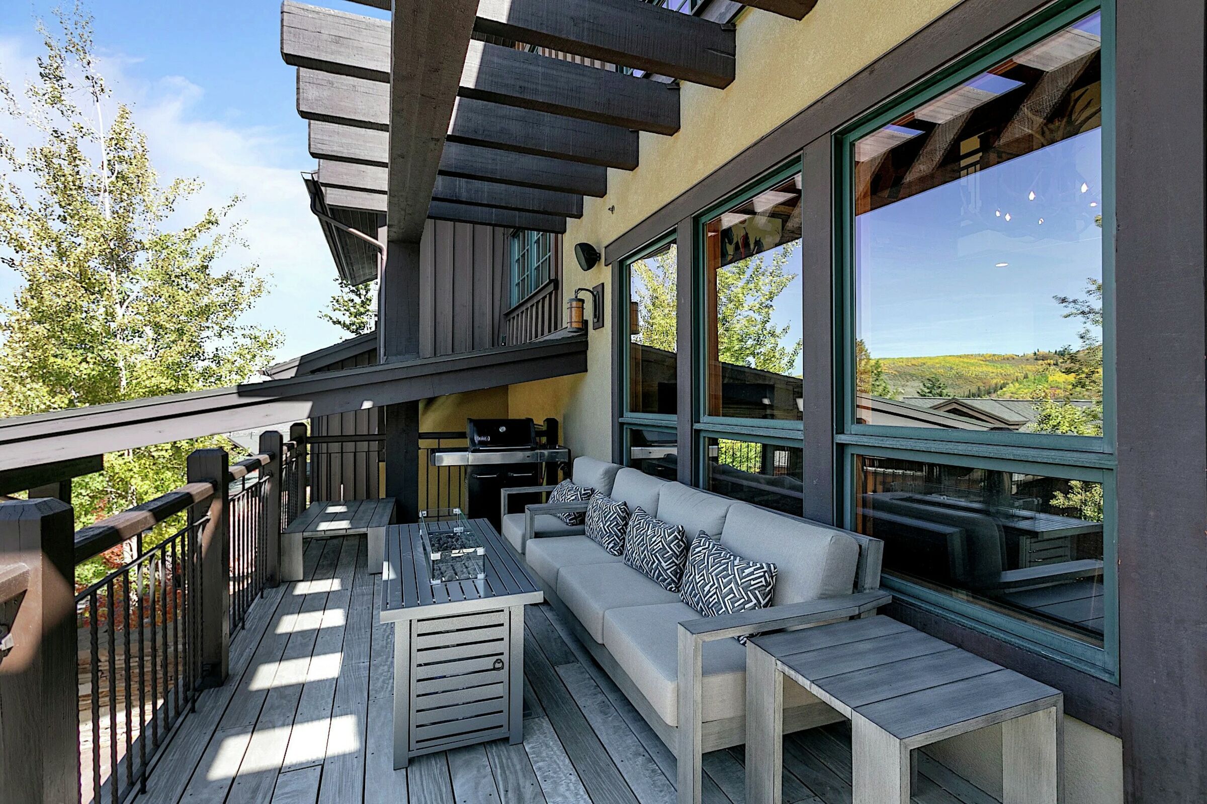Balcony with BBQ