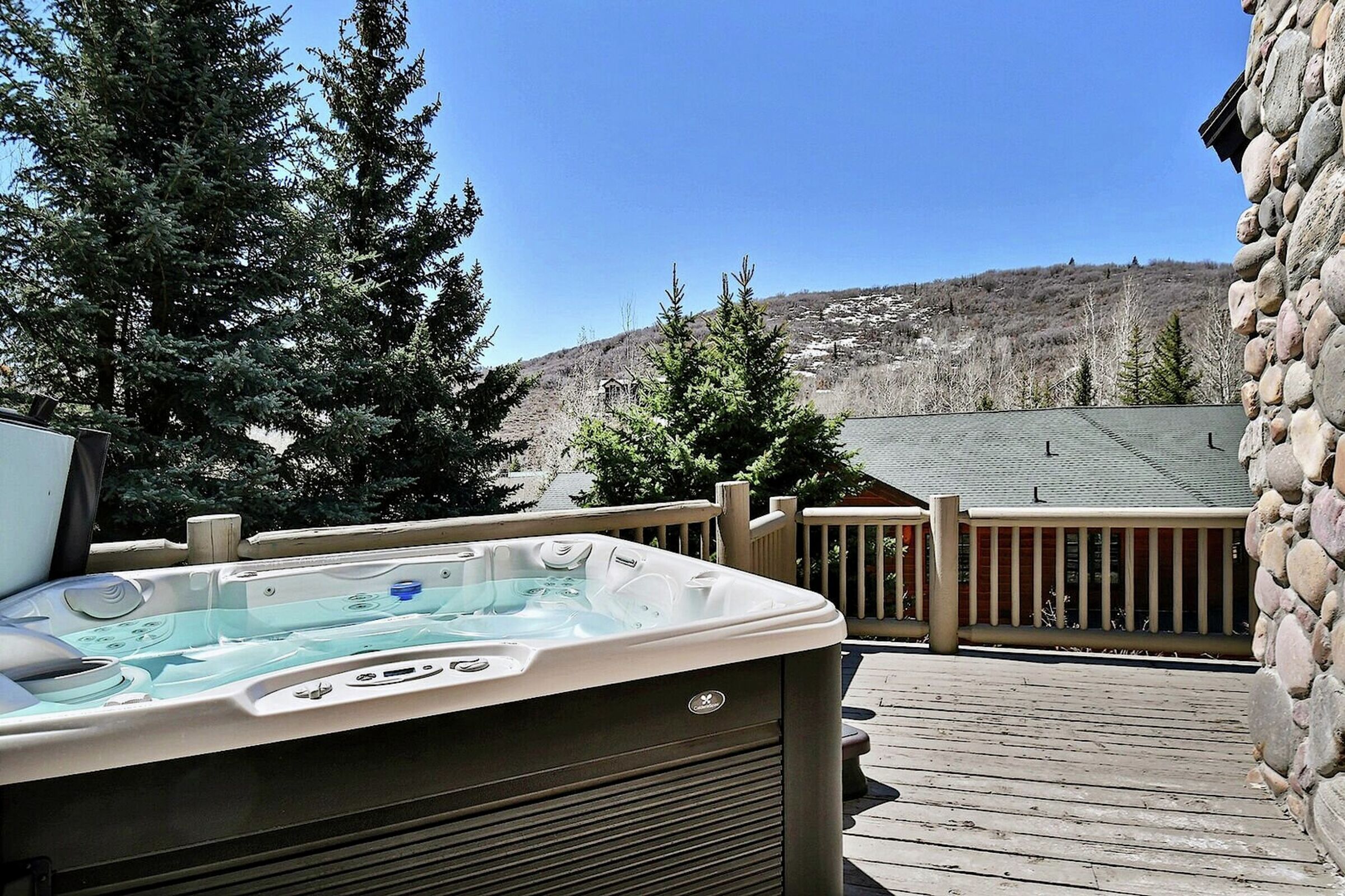 Balcony with Hot Tub