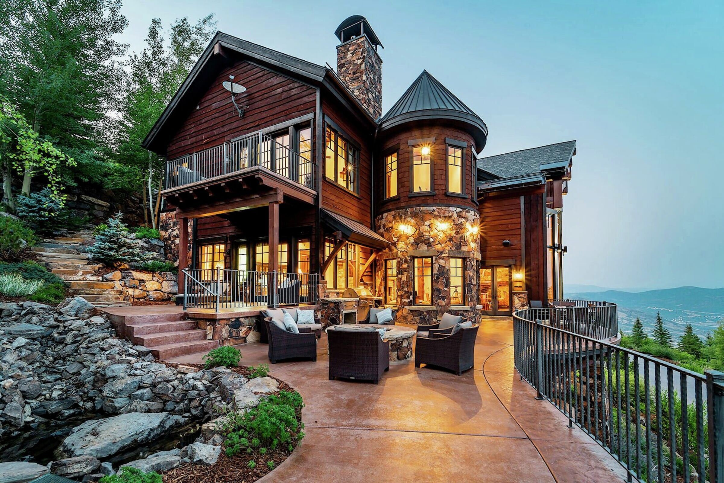 Black Spruce Lodge