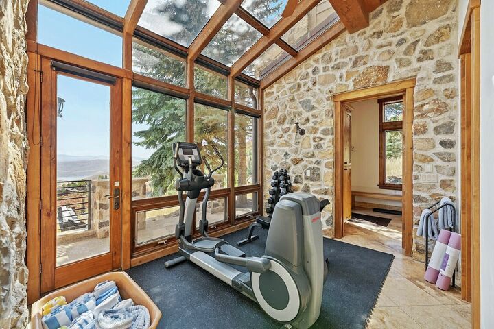 11 Bdrm 9.5 Bath HT - Fitness Room