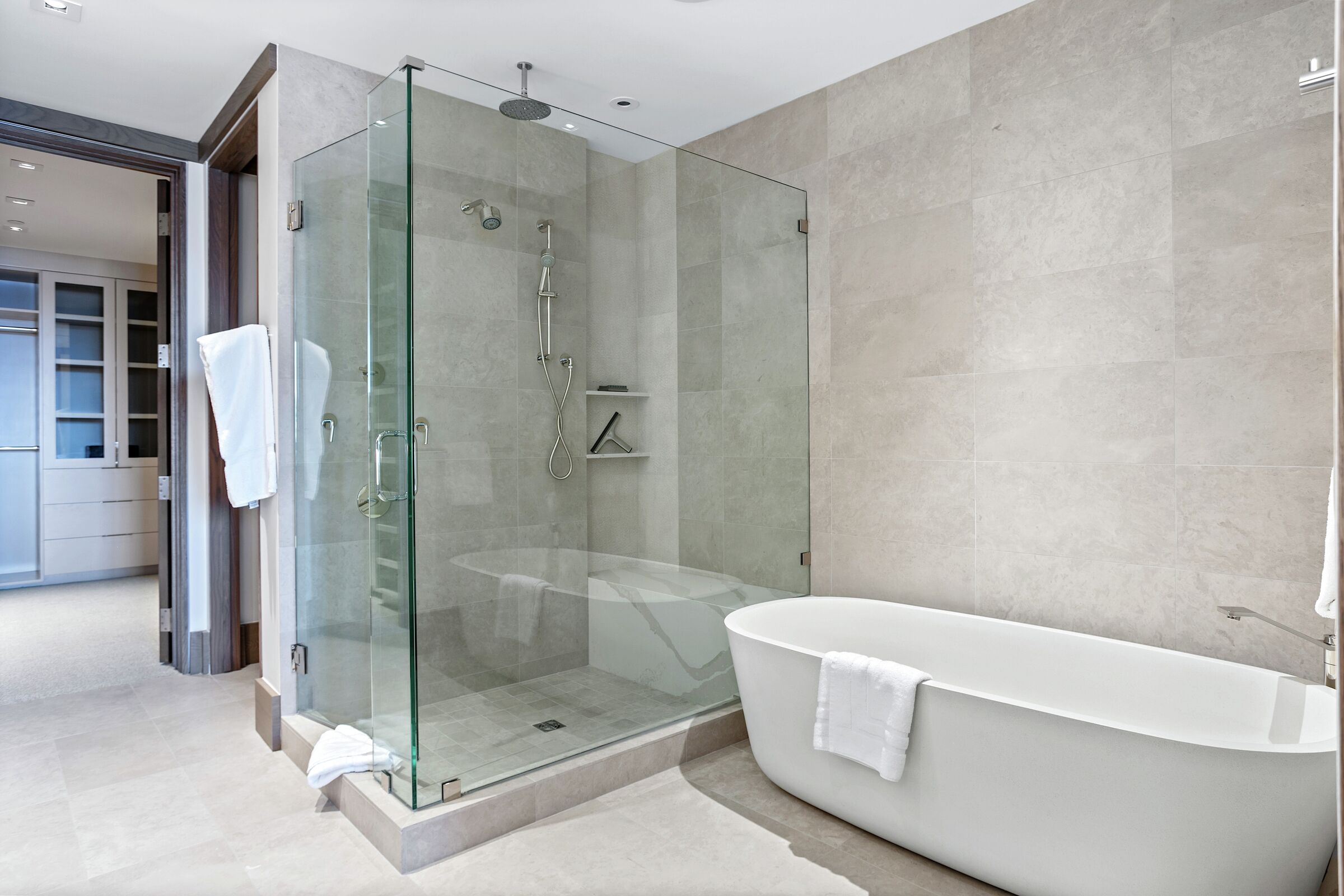 Master Ensuite Bathroom