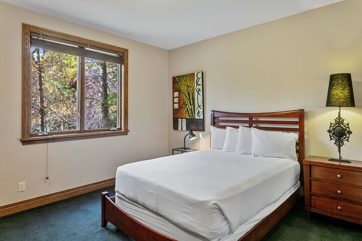 7 Bdrm 7.5 Bath HT - Bedroom