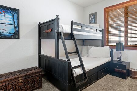 Unit Photo