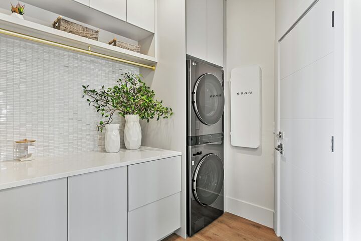 5 Bdrm 4.5 Bath HT - Laundry Room