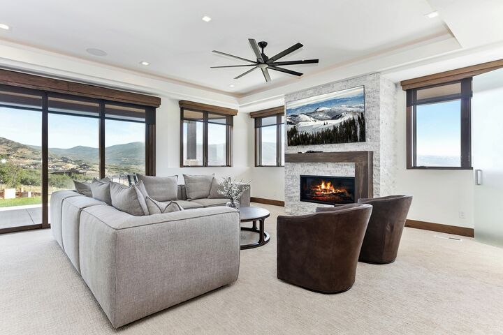 6 Bdrm 5.5 Bath HT - Family Room