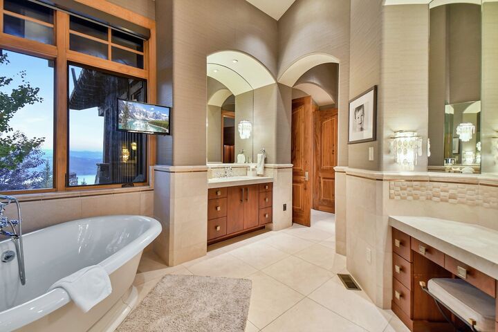 Master Ensuite Bathroom