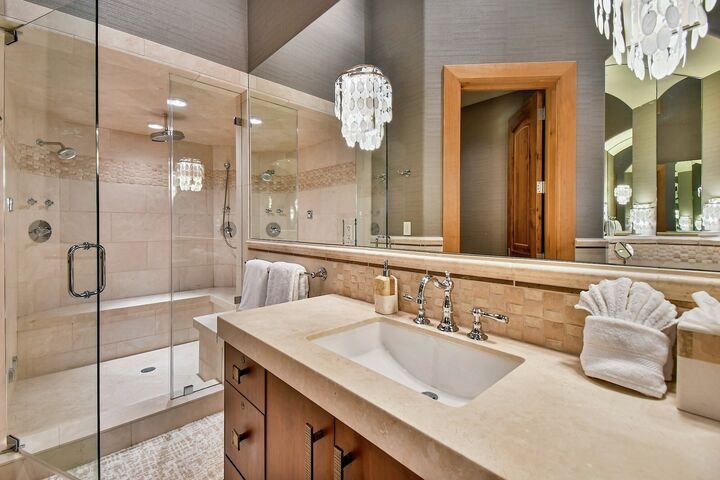 Master Ensuite Bathroom