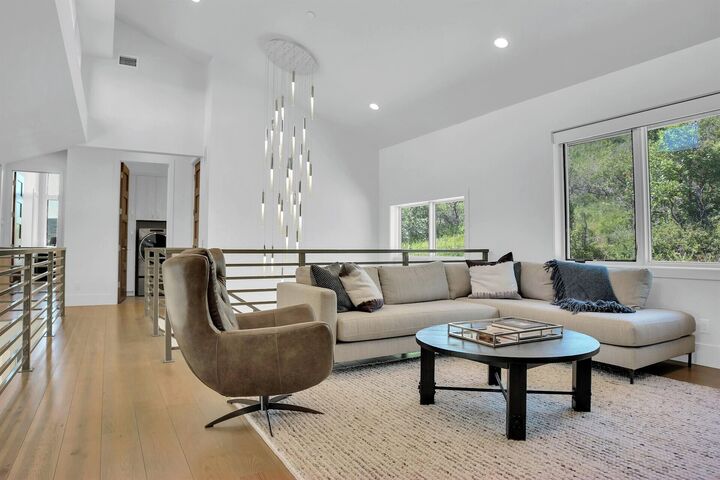 5 Bdrm 6.5 Bath HT - Second Living Area 