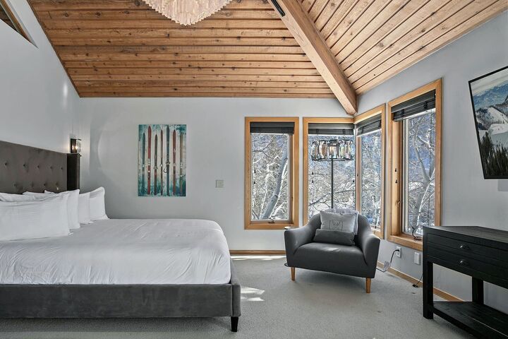 4 Bdrm HT - Master Bedroom