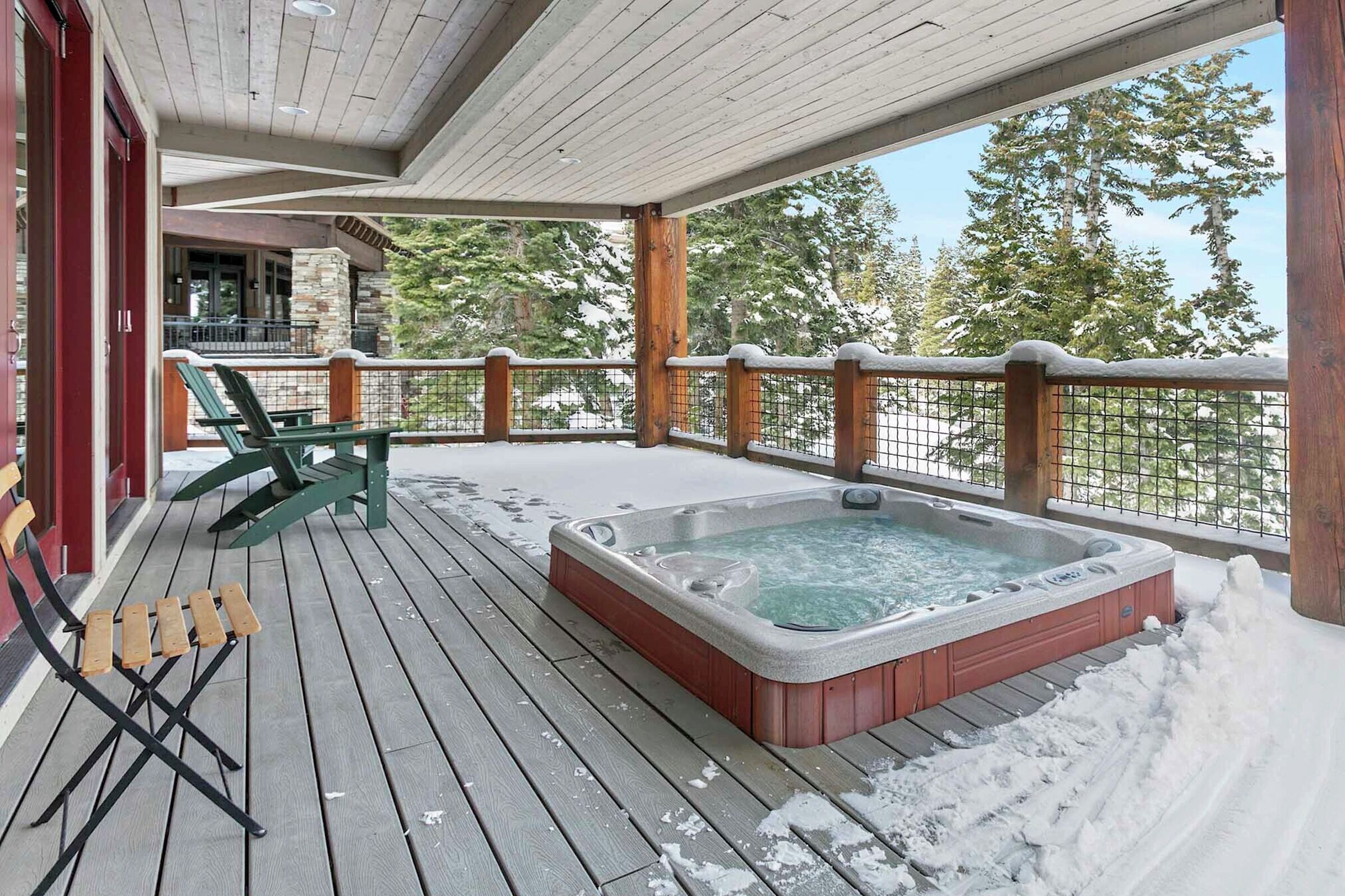 Balcony with Hot Tub