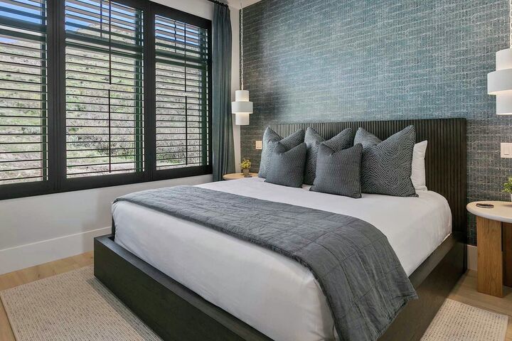 5 Bdrm 5.5 Bath HT - Bedroom