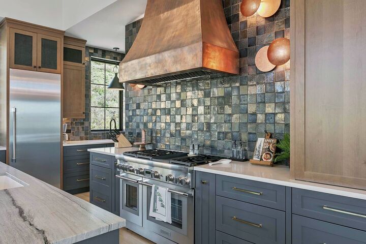 5 Bdrm 5.5 Bath HT - Kitchen