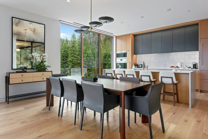 #1504 - Dining Area & Kitchen